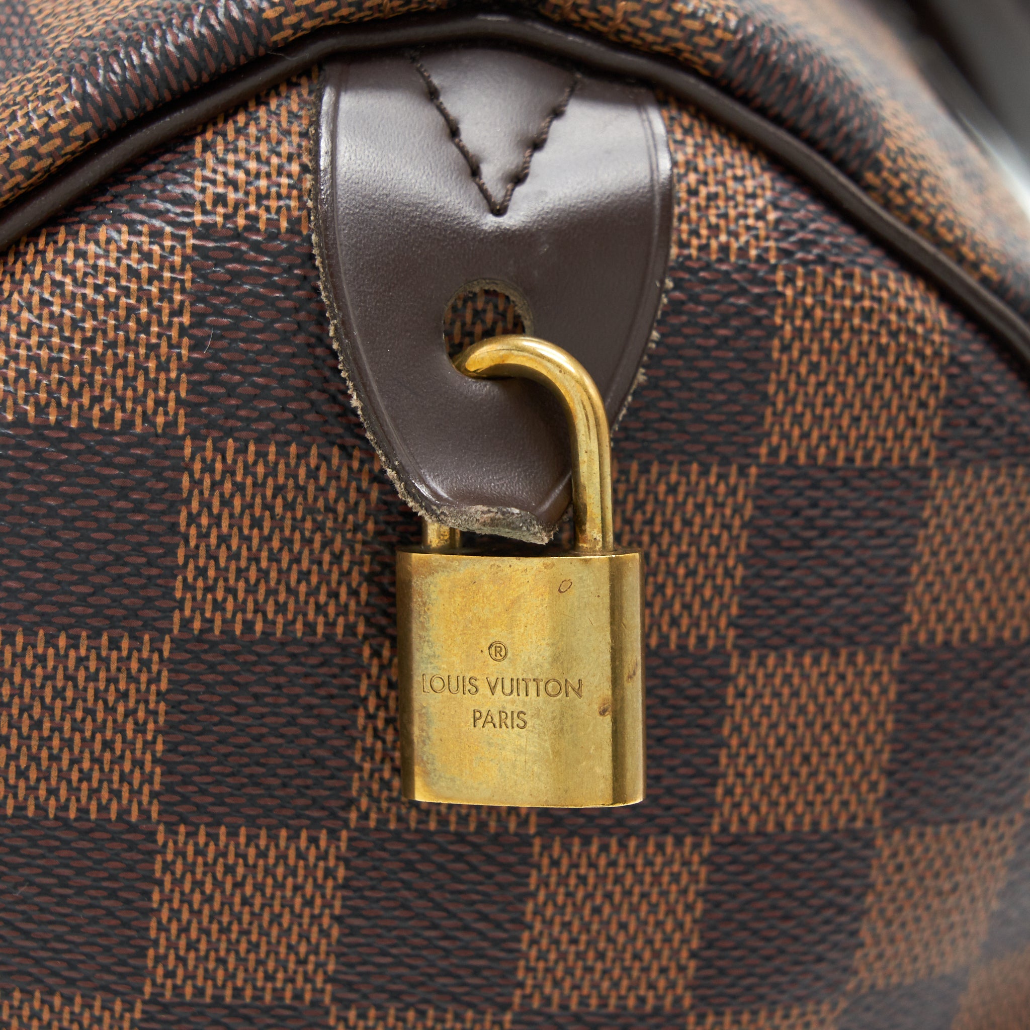 AAA Replica Louis Vuitton LV SPEEDY 30 DAMIER EBENE