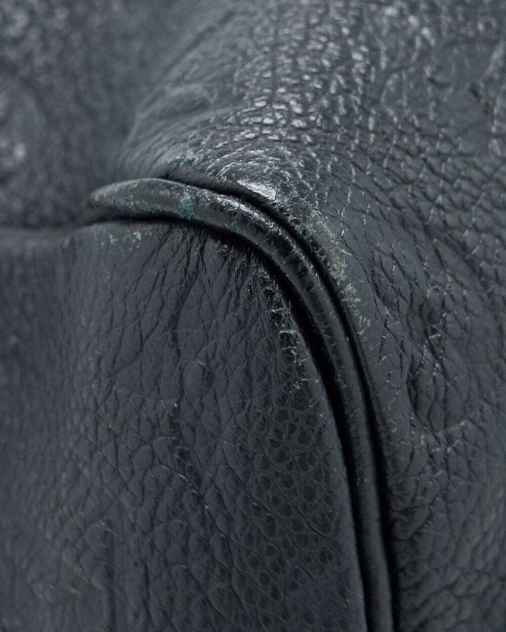 AAA Replica Louis Vuitton LV SPEEDY 25 MONOGRAM EMPREINTE BLACK GHW