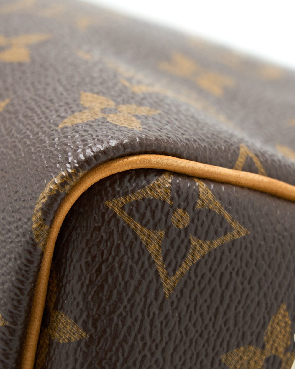 AAA Replica Louis Vuitton LV SPEEDY 30 LIMITED EDITION MONOGRAM CANVAS GHW