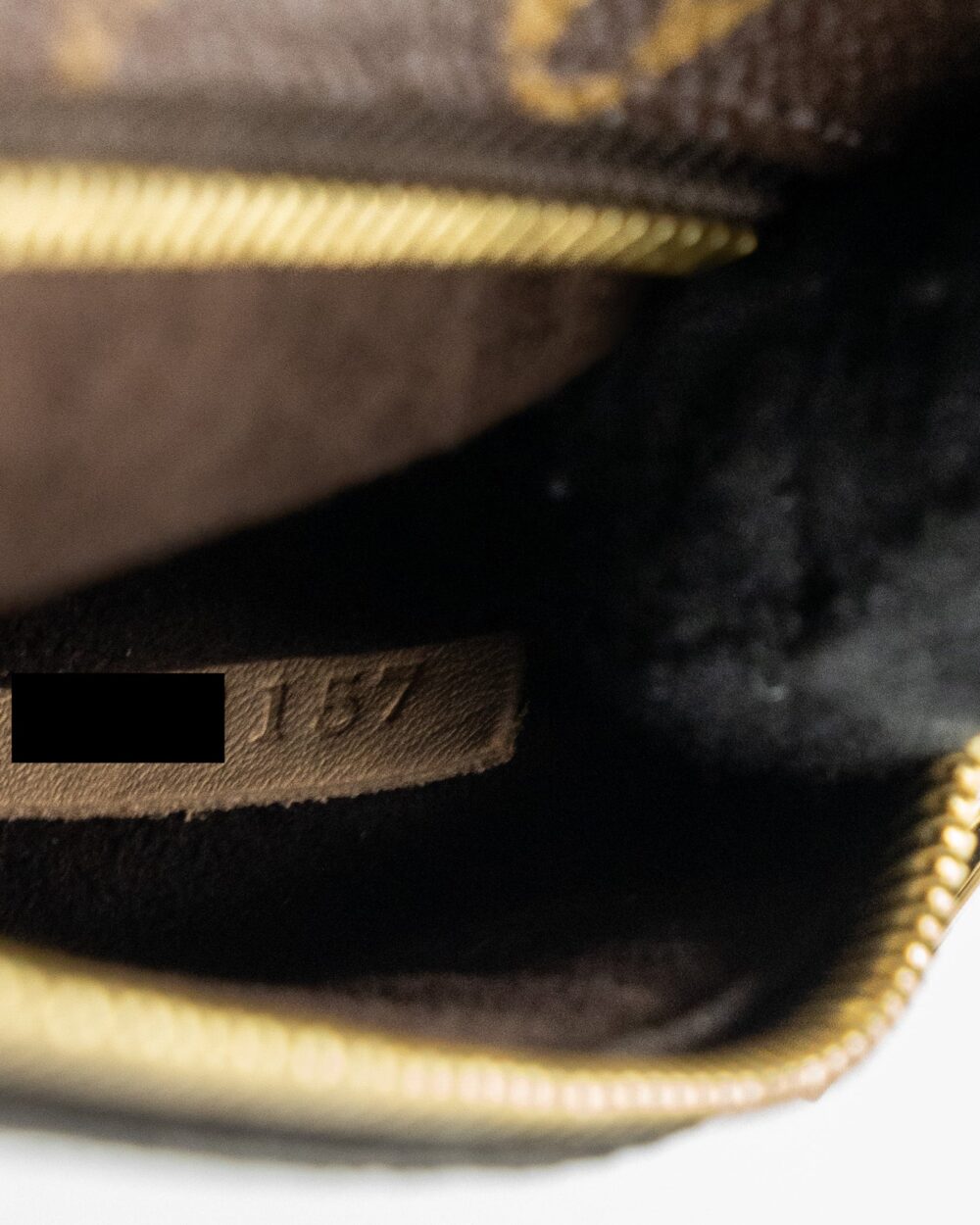 AAA Replica Louis Vuitton LV POCHETTE MÉTIS MONOGRAM CANVAS GHW
