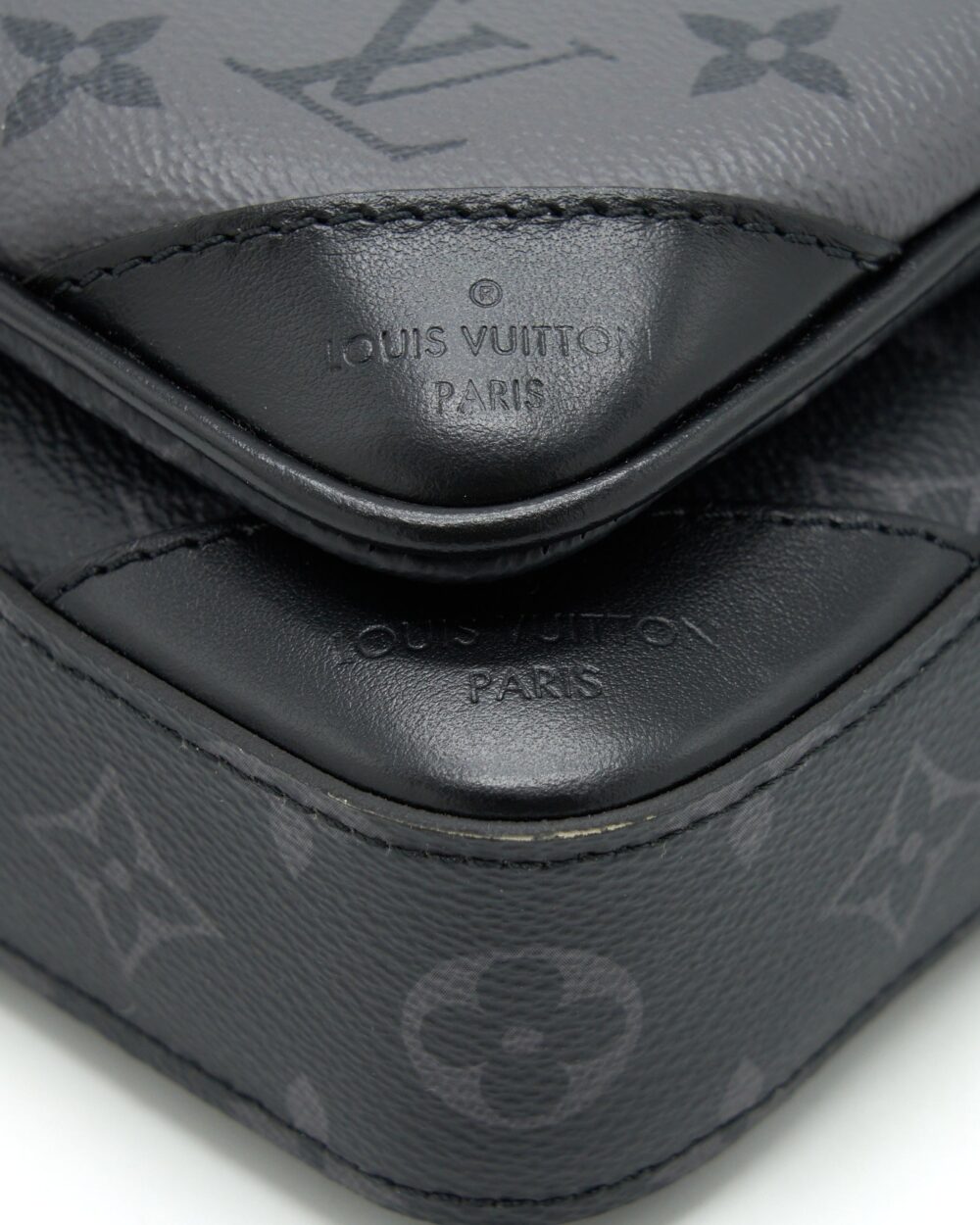 AAA Replica Louis Vuitton LV TRIO MESSENGER MONOGRAM ECLIPSE CANVAS SHW