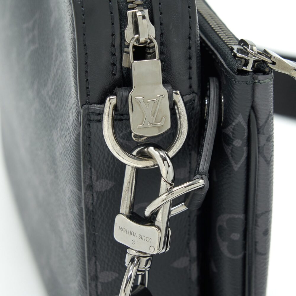 AAA Replica Louis Vuitton LV TRIO MESSENGER MONOGRAM ECLIPSE CANVAS SHW