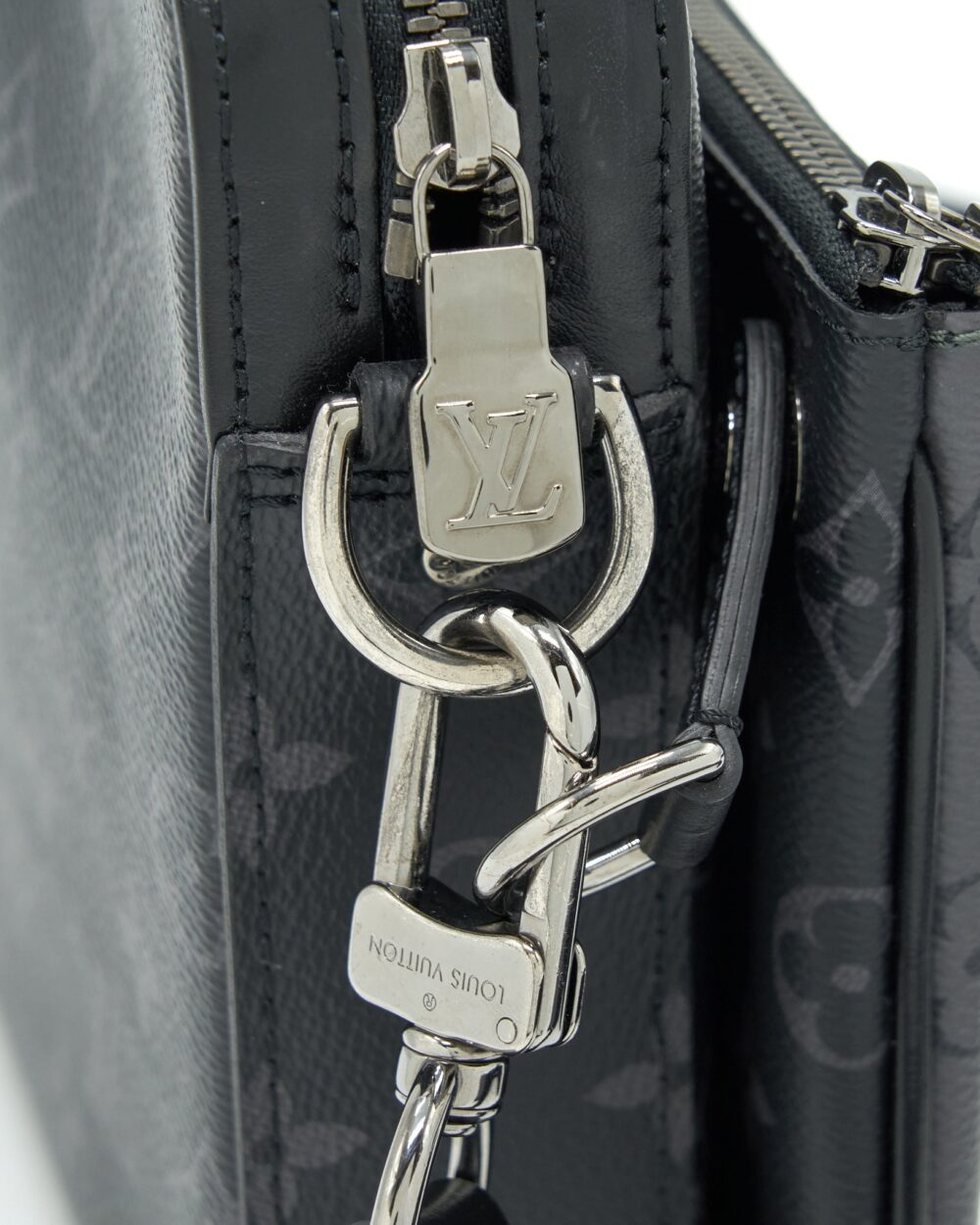AAA Replica Louis Vuitton LV TRIO MESSENGER MONOGRAM ECLIPSE CANVAS SHW