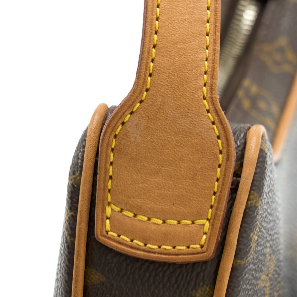 AAA Replica Louis Vuitton LV CROISSANT BAG MONOGRAM CANVAS GHW