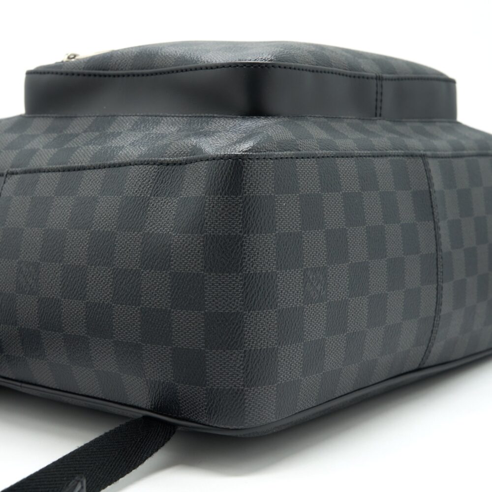 AAA Replica Louis Vuitton LV DAMIER GRAPHITE BACKPACK BLACK SHW