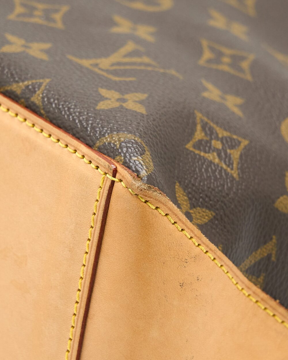 AAA Replica Louis Vuitton LV TOTE BAG MONOGRAM CANVAS GHW