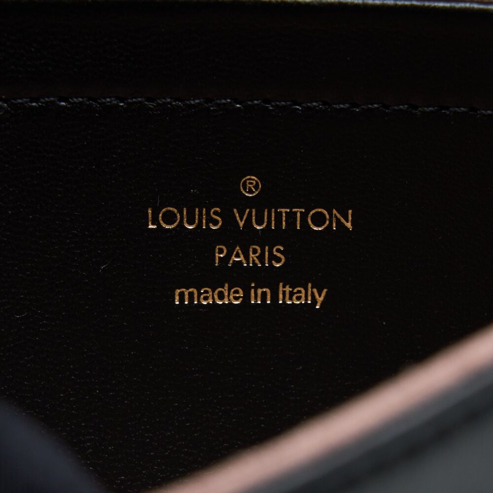 AAA Replica Louis Vuitton LV POCHETTE COUSSIN MONOGRAM-EMBOSSED LAMBSKIN BLACK GHW