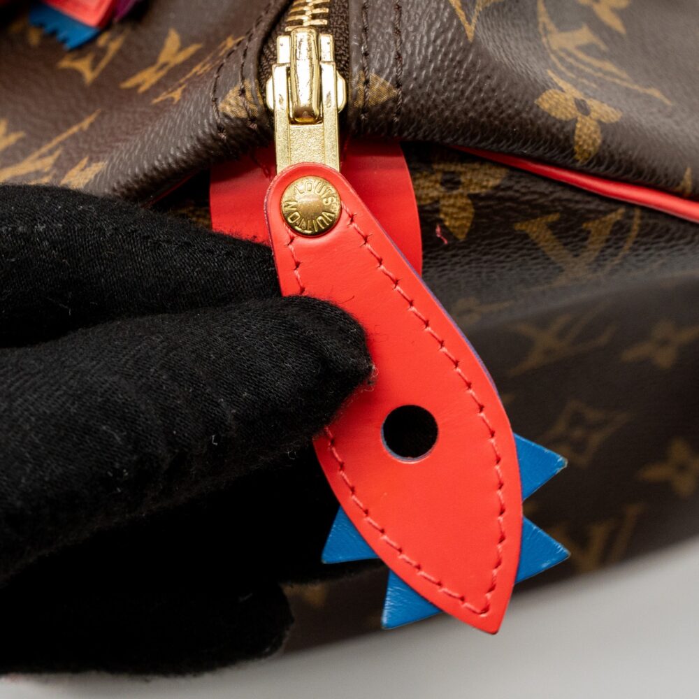 AAA Replica Louis Vuitton LV SPEEDY 30 LIMITED EDITION MONOGRAM CANVAS GHW