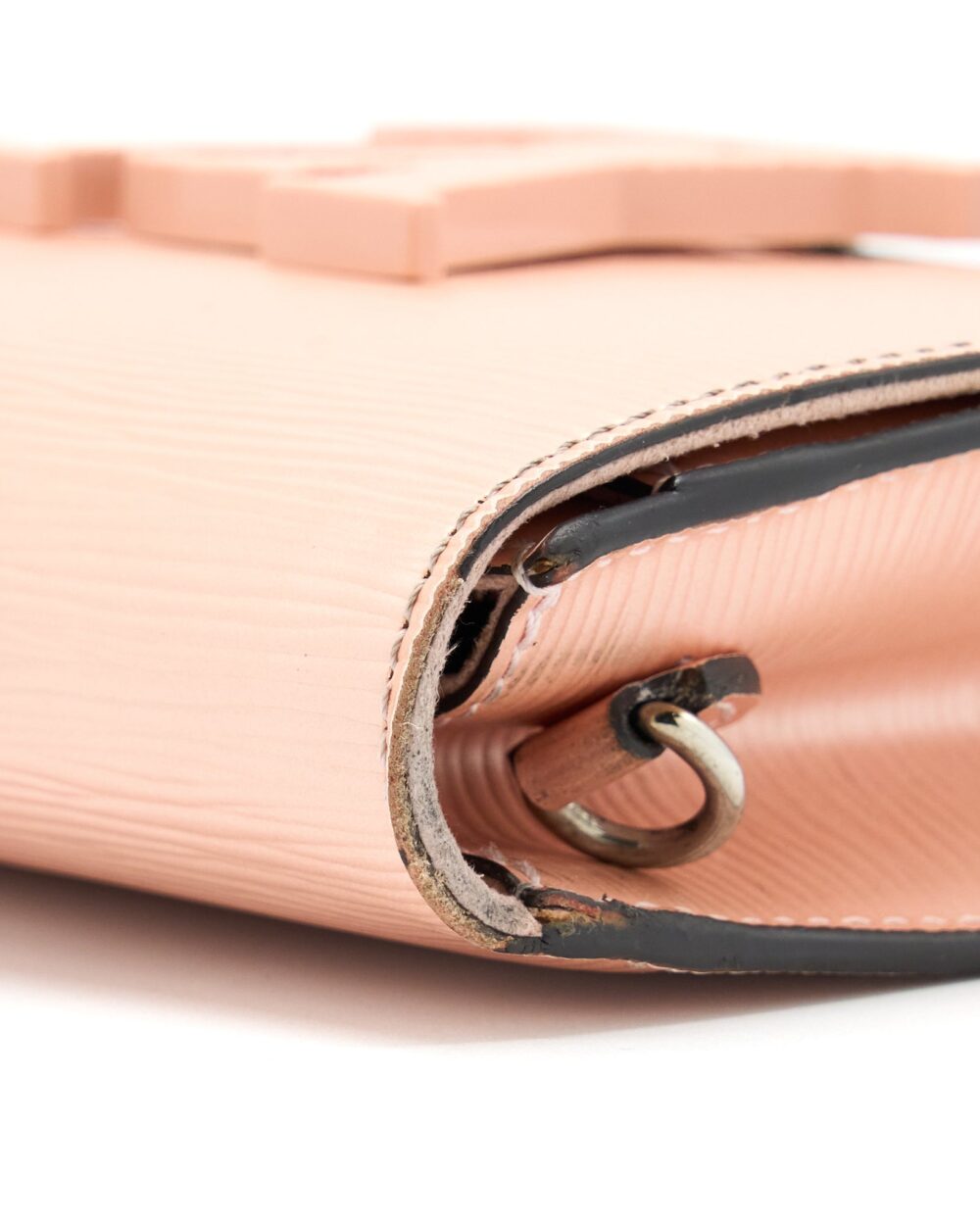 AAA Replica Louis Vuitton LV LOUISE CLUTCH PM EPI LIGHT PINK SHW