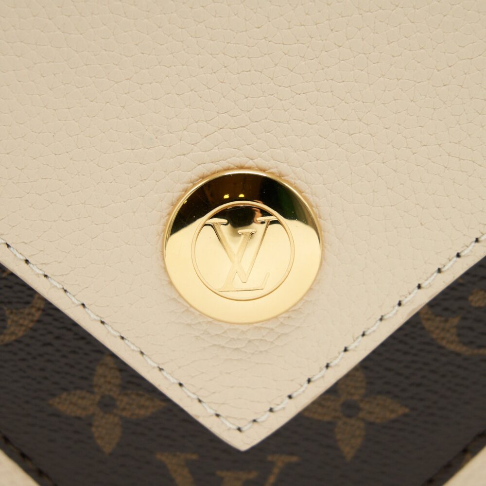 AAA Replica Louis Vuitton LV DOUBLE V BAG CREME