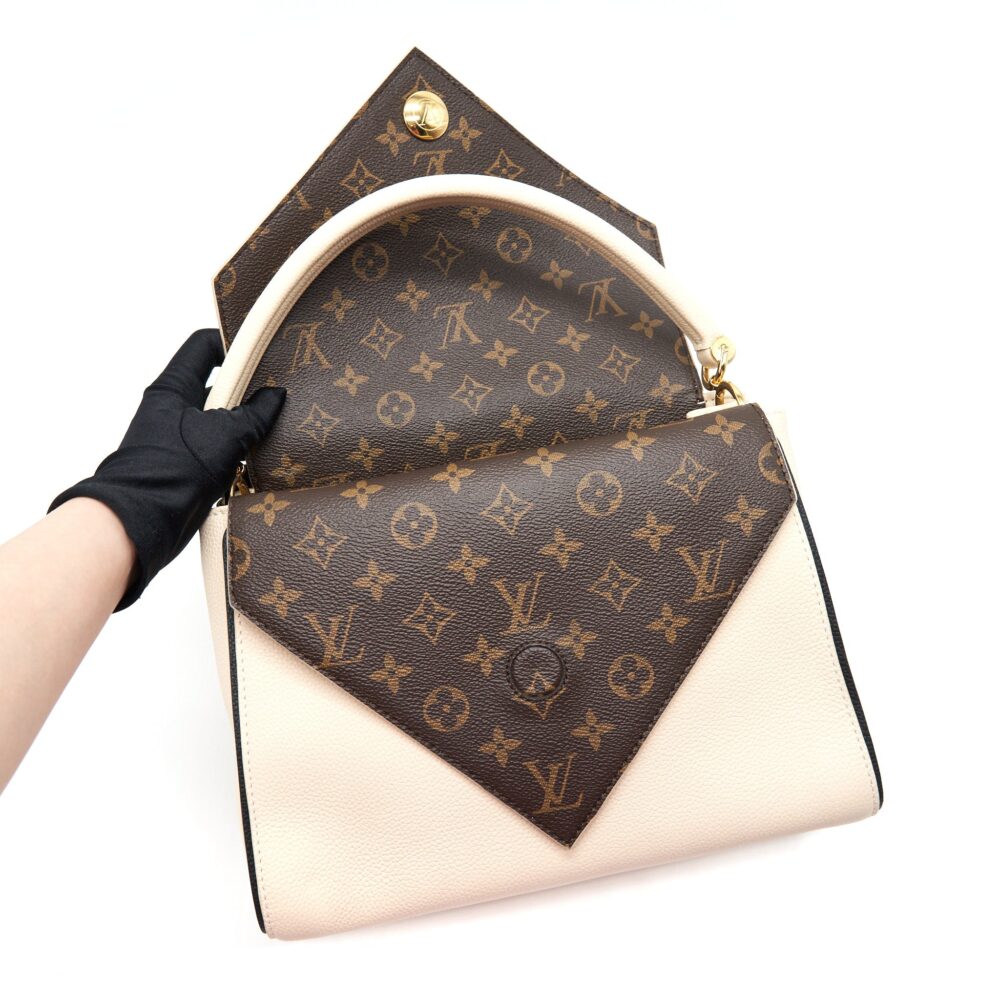 AAA Replica Louis Vuitton LV DOUBLE V BAG CREME