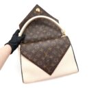 AAA Replica Louis Vuitton LV DOUBLE V BAG CREME