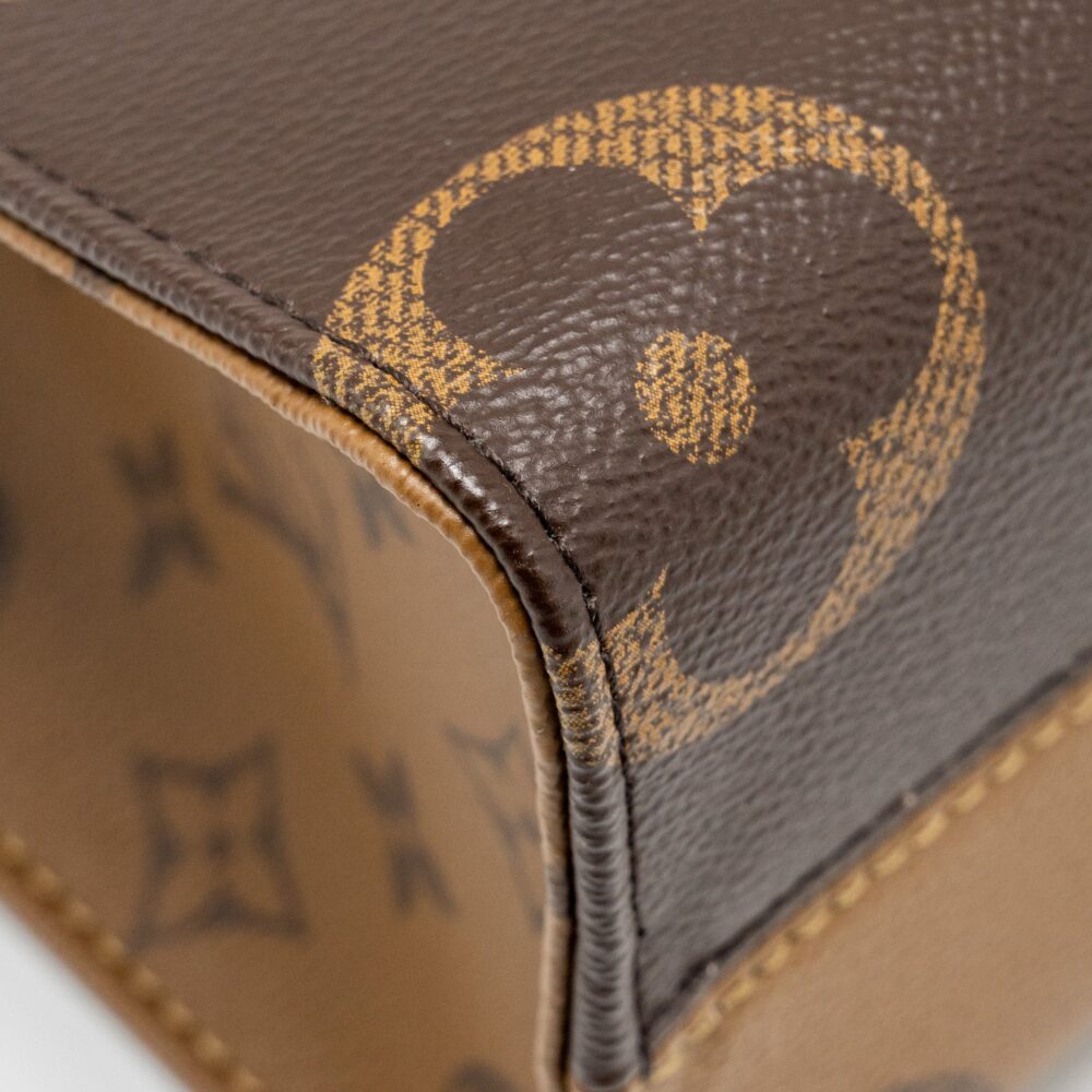 AAA Replica Louis Vuitton LV ONTHEGO PM MONOGRAM REVERSE CANVAS GHW