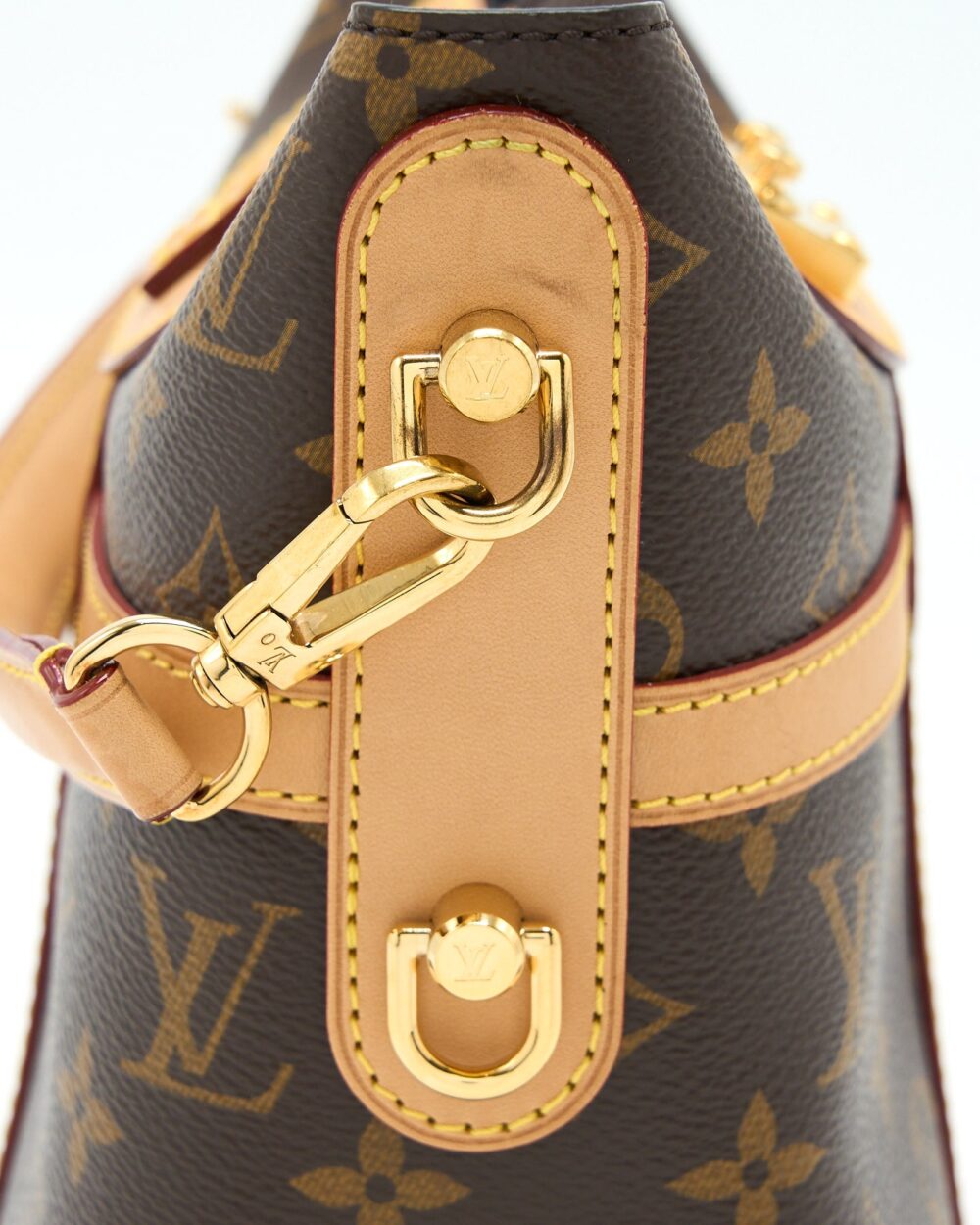 AAA Replica Louis Vuitton LV DUFFLE BAG MONOGRAM CANVAS GHW