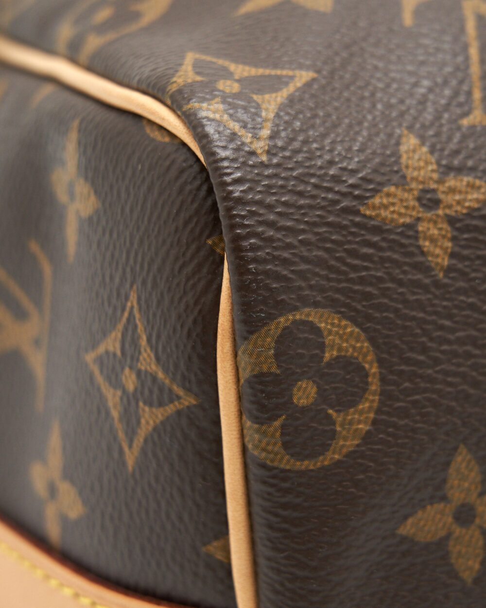 AAA Replica Louis Vuitton LV SPEEDY 25 MONOGRAM CANVAS WITH INITIAL
