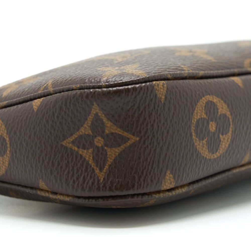 AAA Replica Louis Vuitton LV MINI POCHETTE MONOGRAM CANVAS GHW