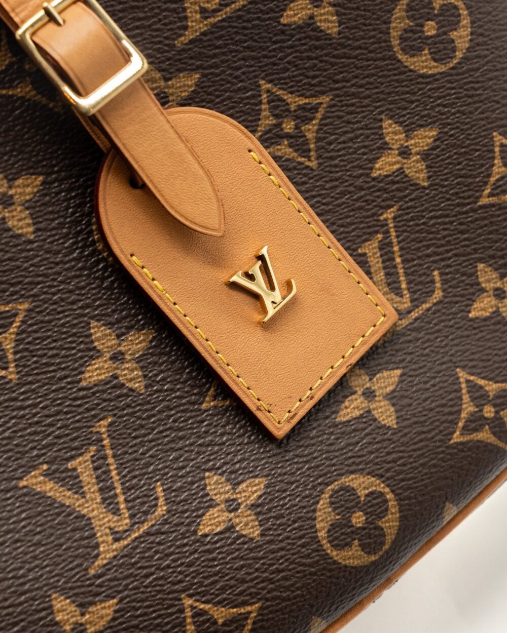 AAA Replica Louis Vuitton LV BOITE CHAPEAU SOUPLE MM MONOGRAM CANVAS GHW