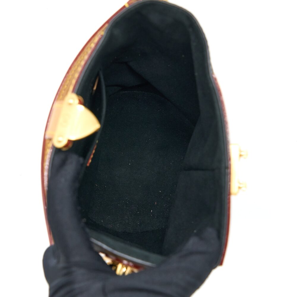 AAA Replica Louis Vuitton LV DUFFLE BAG MONOGRAM CANVAS GHW