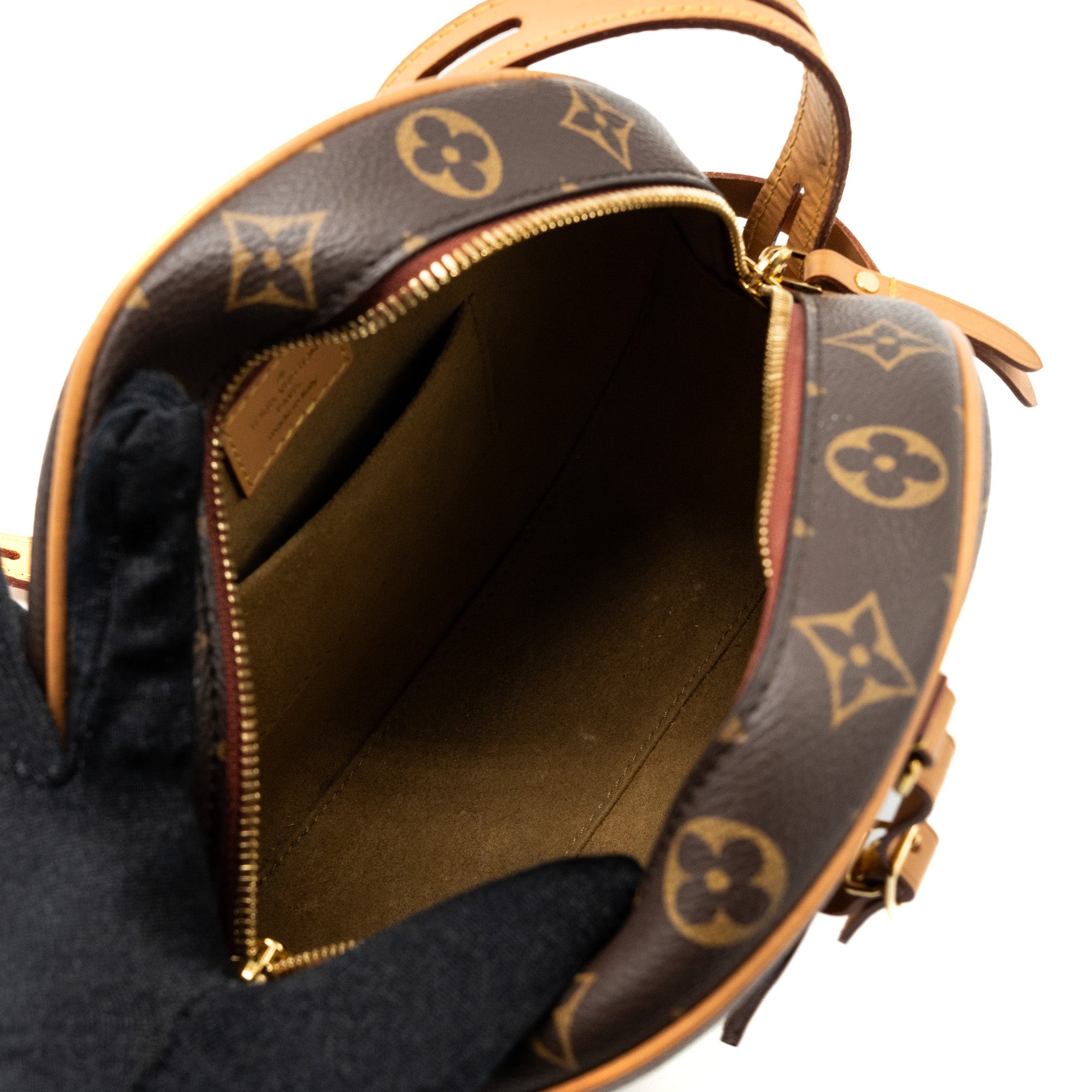 AAA Replica Louis Vuitton LV BOITE CHAPEAU SOUPLE MM MONOGRAM CANVAS GHW
