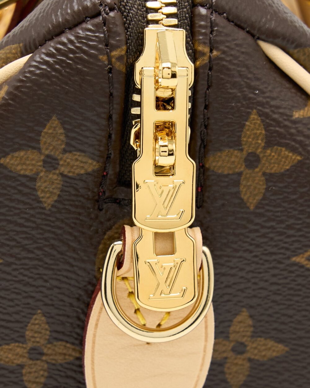 AAA Replica Louis Vuitton LV SPEEDY BANDOULIERE 20 MONOGRAM CANVAS GHW