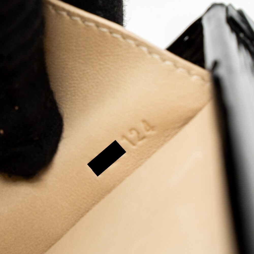 AAA Replica Louis Vuitton LV PETIT MALLE EPI WHITE/BLACK GHW