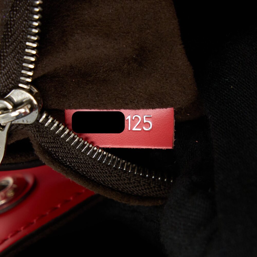 AAA Replica Louis Vuitton LV CLUNY MM EPI RED SHW