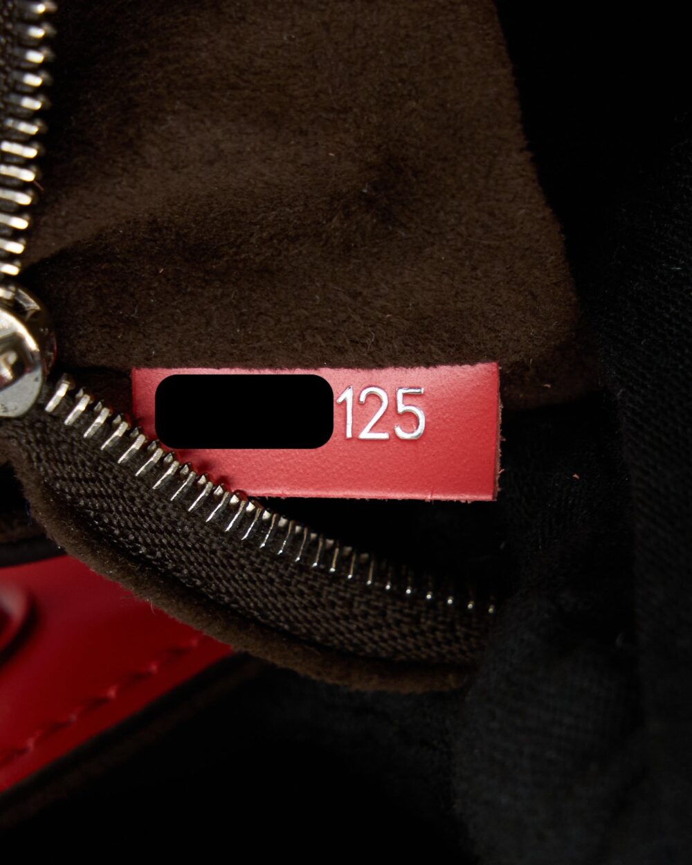 AAA Replica Louis Vuitton LV CLUNY MM EPI RED SHW