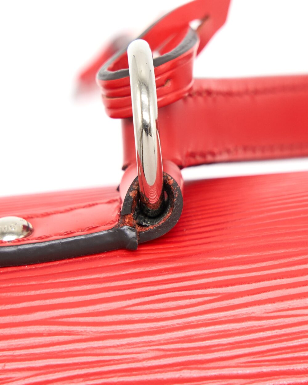 AAA Replica Louis Vuitton LV CLUNY MM EPI RED SHW