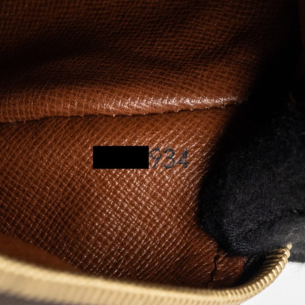 AAA Replica Louis Vuitton LV VINTAGE PAPILLON BAG MONOGRAM CANVAS GHW