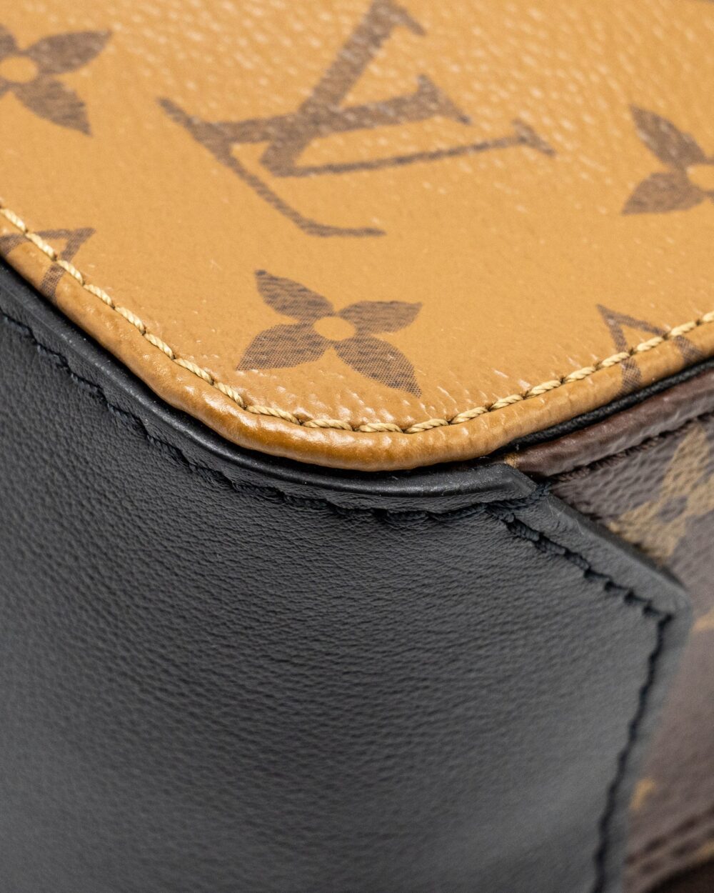 AAA Replica Louis Vuitton LV SQUARE BAG MONOGRAM REVERSE CANVAS GHW