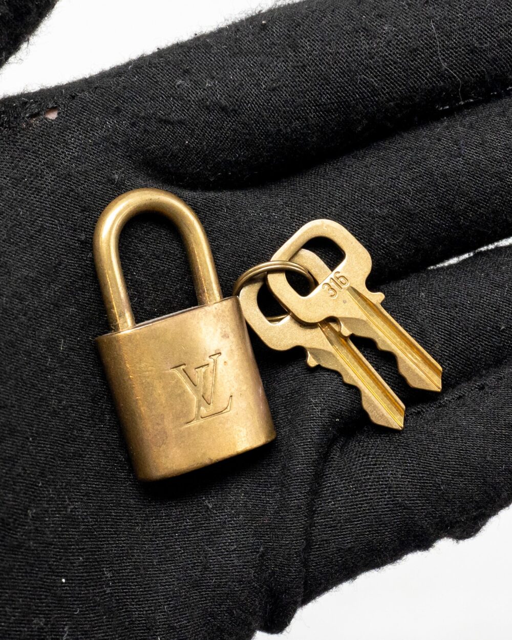 AAA Replica Louis Vuitton LV SPEEDY BANDOULIERE 30 DAMIER EBENE CANVAS GHW
