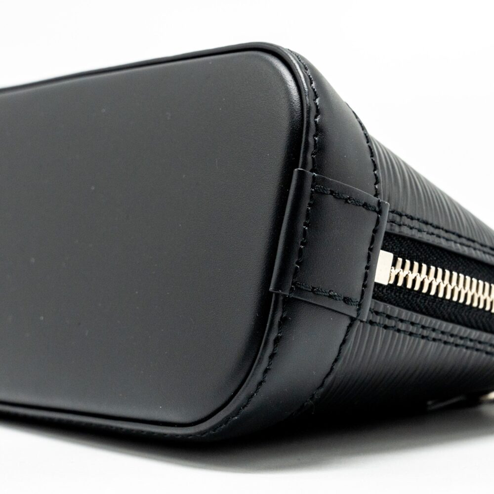 AAA Replica Louis Vuitton LV ALMA NANO EPI BLACK SHW