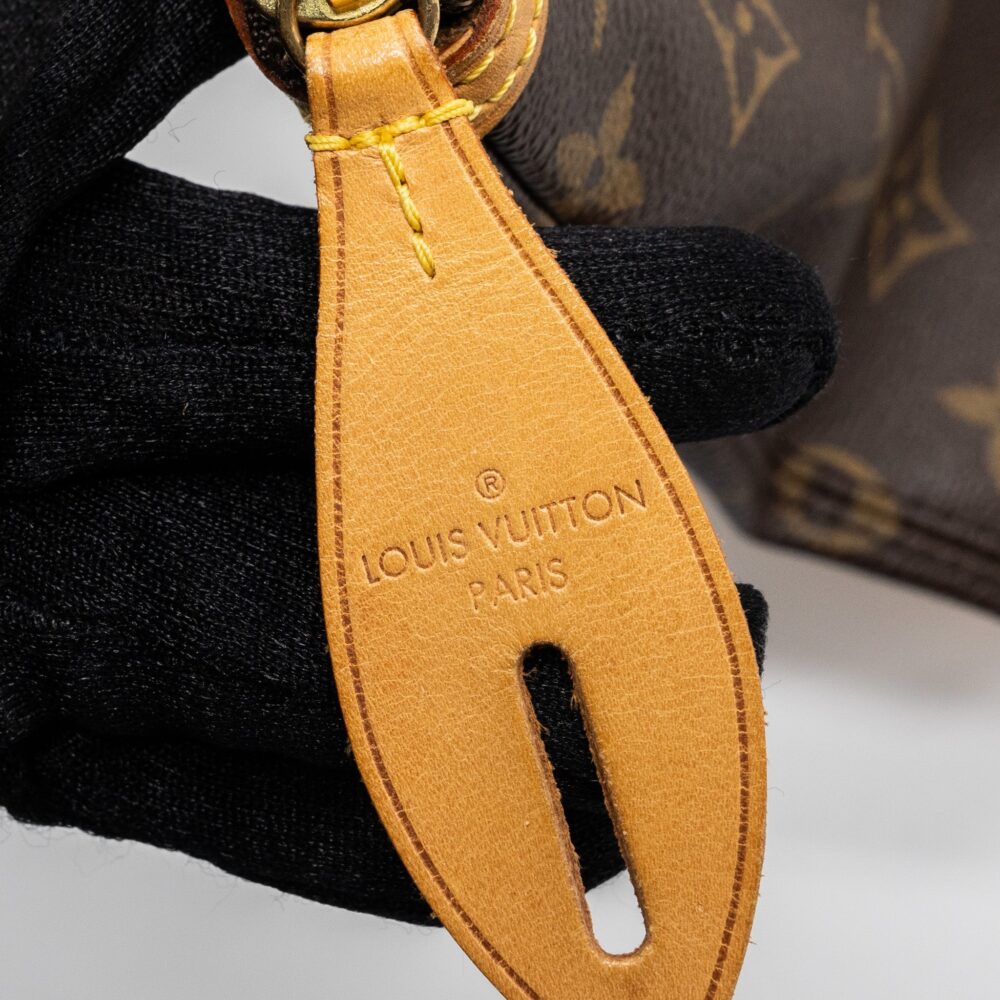 AAA Replica Louis Vuitton LV ZIPPER TOTE BAG MONOGRAM CANVAS GHW
