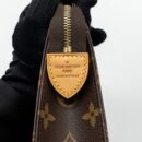 AAA Replica Louis Vuitton LV TOILETRY POCHETTE 26 MONOGRAM CANVAS GHW
