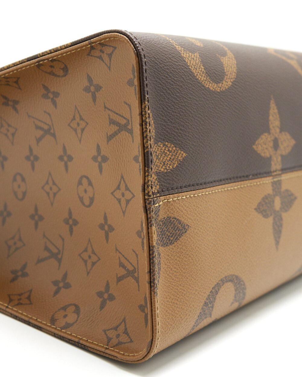 AAA Replica Louis Vuitton LV ON THE GO GM MONOGRAM CANVAS