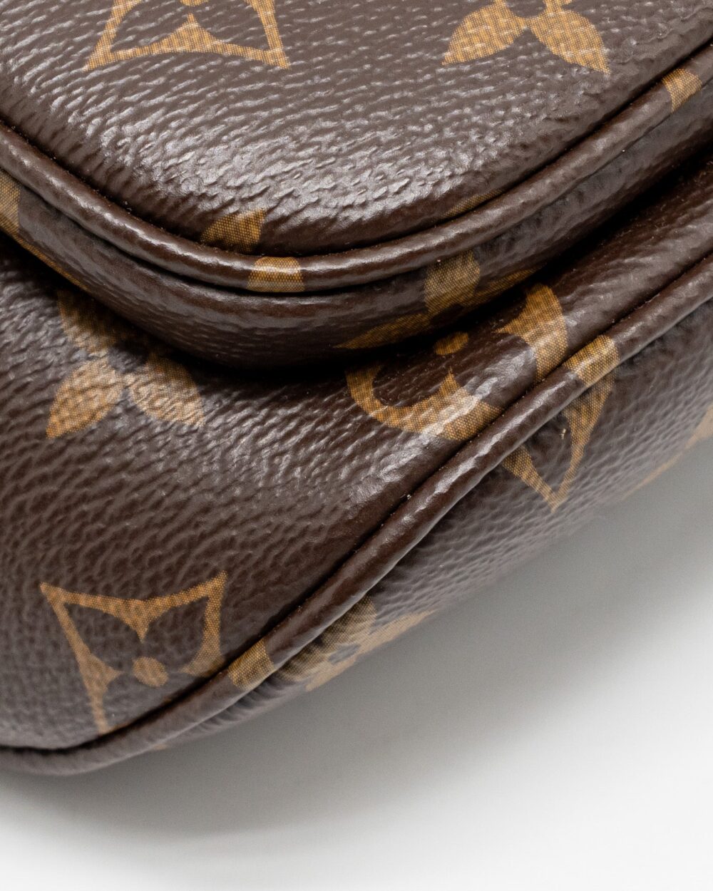 AAA Replica Louis Vuitton LV MINI BUMBAG MONOGRAM CANVAS GHW