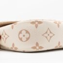 AAA Replica Louis Vuitton LV IVY WALLET ON CHAIN MONOGRAM CANVAS BEIGE/ CREAM GHW