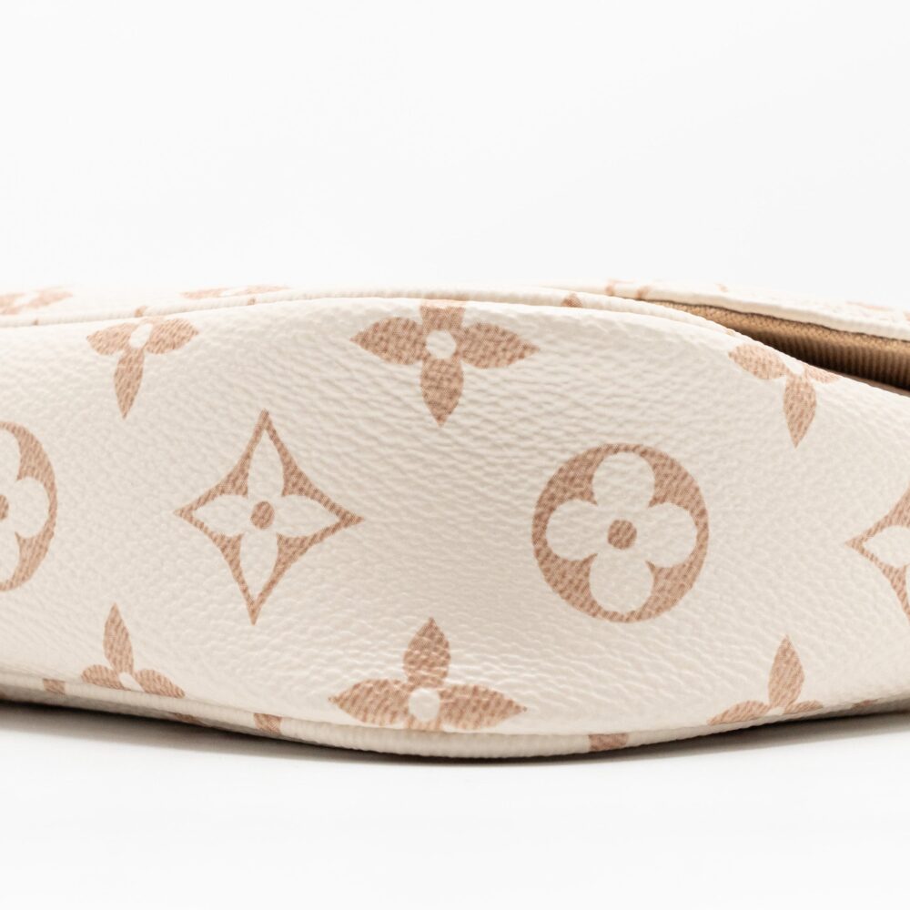 AAA Replica Louis Vuitton LV IVY WALLET ON CHAIN MONOGRAM CANVAS BEIGE/ CREAM GHW