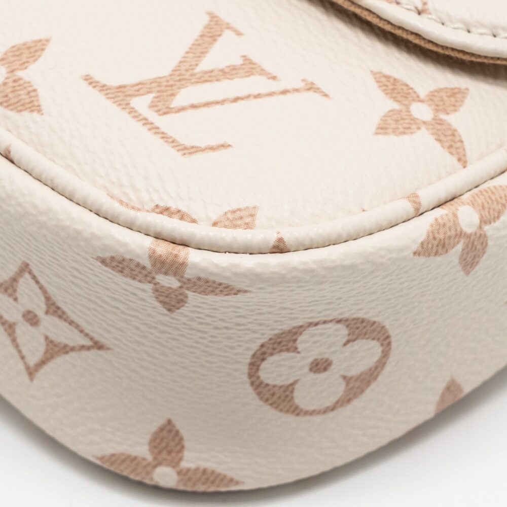 AAA Replica Louis Vuitton LV IVY WALLET ON CHAIN MONOGRAM CANVAS BEIGE/ CREAM GHW