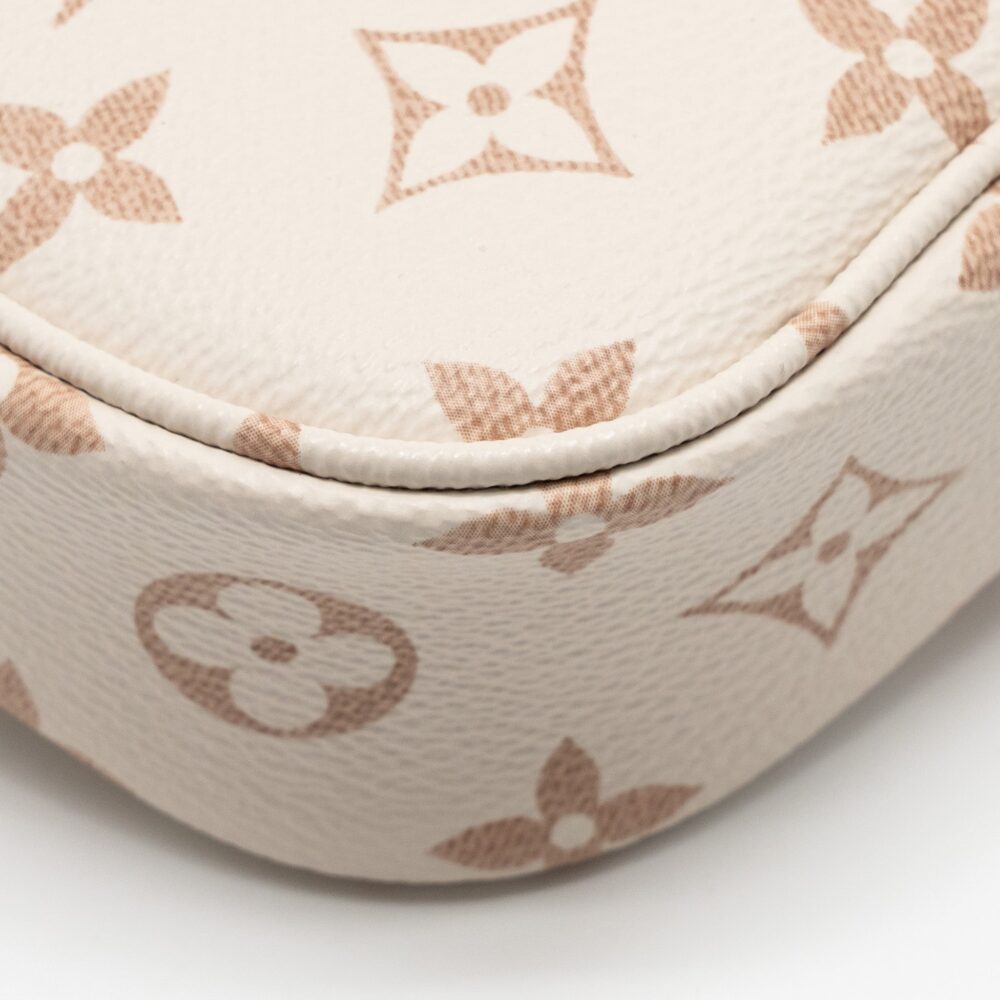 AAA Replica Louis Vuitton LV IVY WALLET ON CHAIN MONOGRAM CANVAS BEIGE/ CREAM GHW