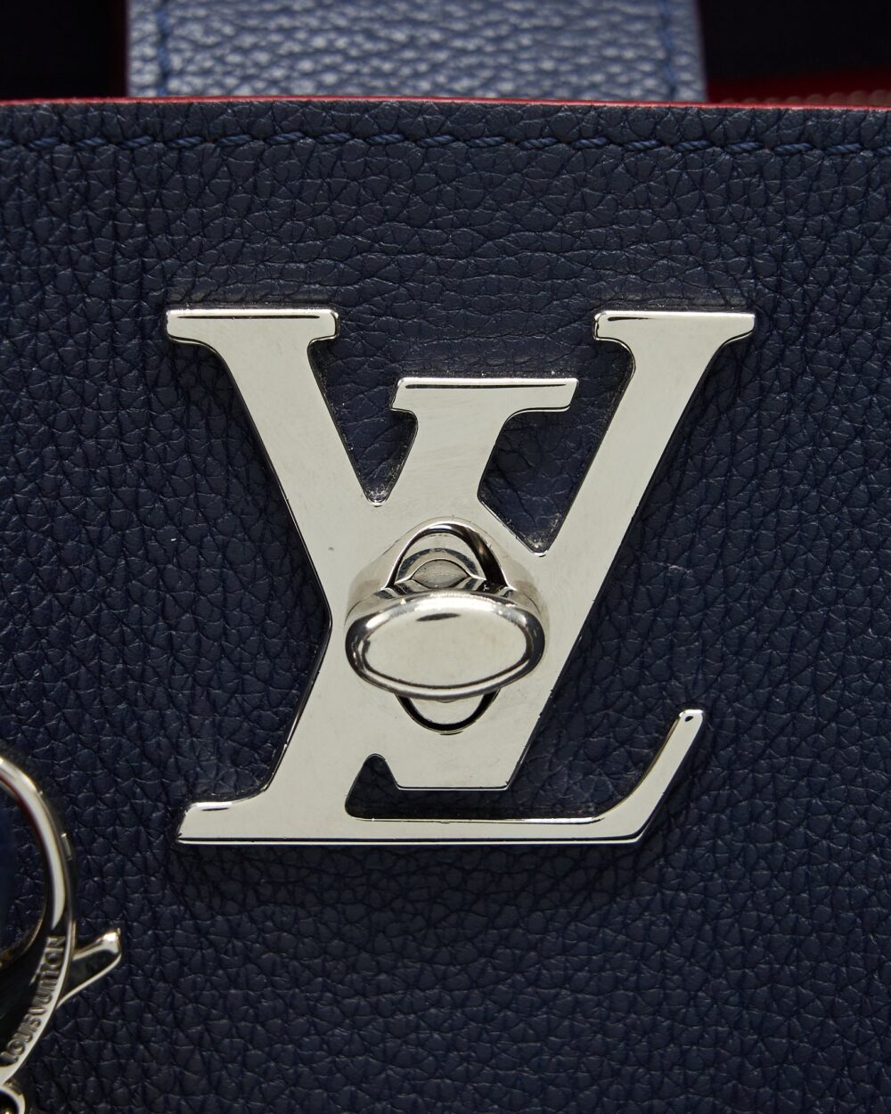 AAA Replica Louis Vuitton LV LOCKME BUCKET BAG NAVY/RED WITH AN EXTRA BAG CHARM SHW