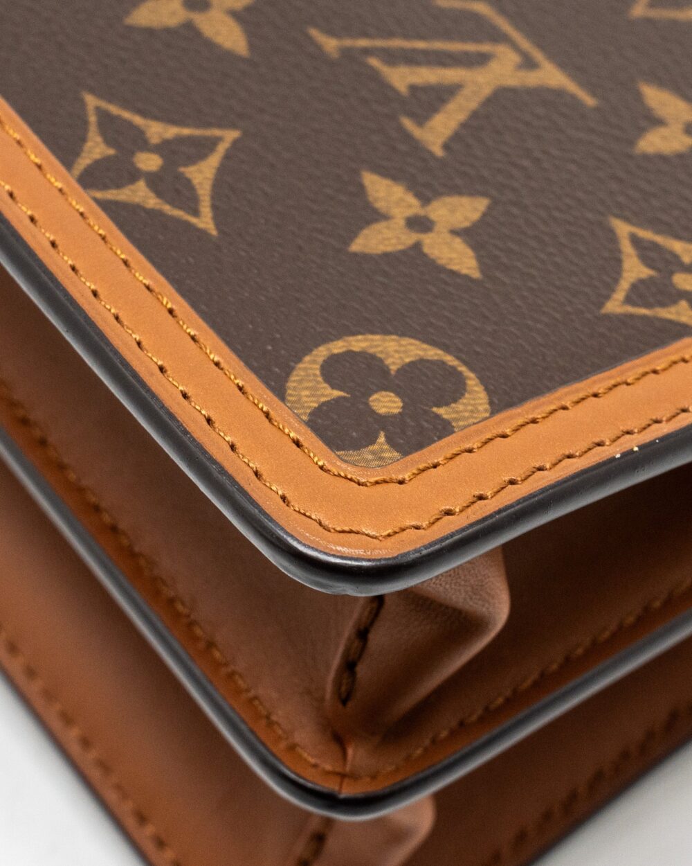 AAA Replica Louis Vuitton LV MINI DAUPHINE MONOGRAM CANVAS GHW