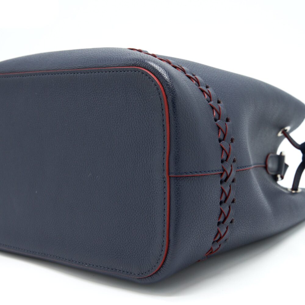 AAA Replica Louis Vuitton LV LOCKME BUCKET BAG NAVY/RED WITH AN EXTRA BAG CHARM SHW