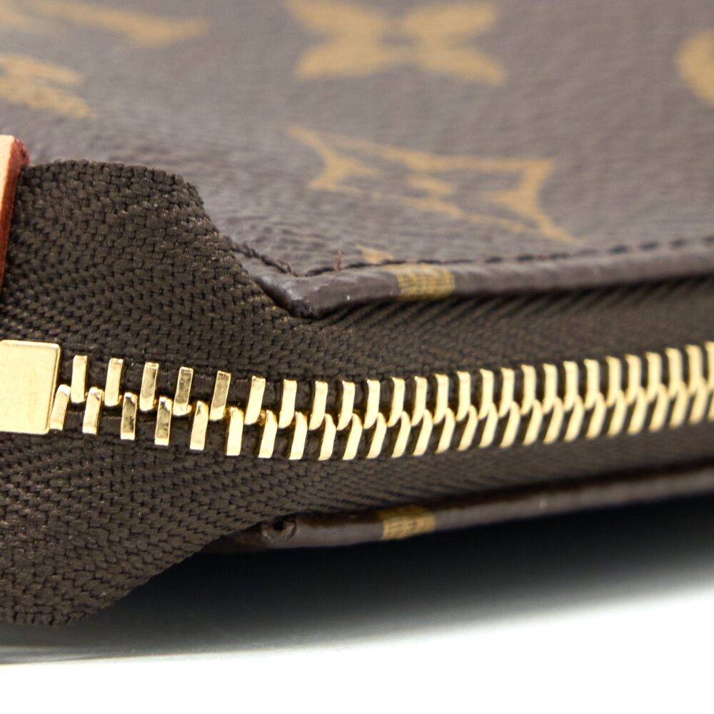 AAA Replica Louis Vuitton LV MINI POCHETTE MONOGRAM CANVAS GHW