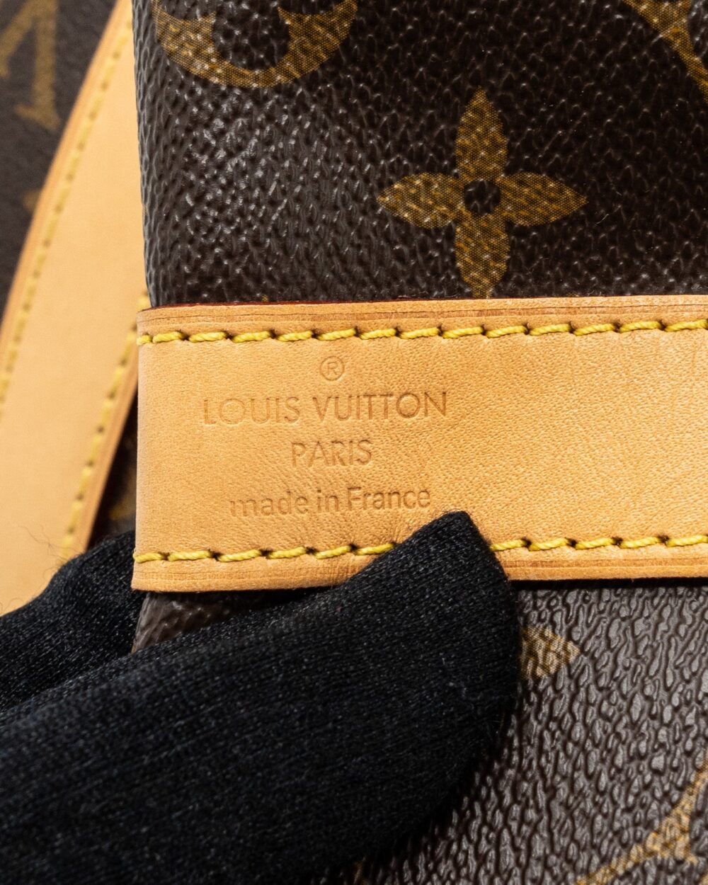 AAA Replica Louis Vuitton LV KEEPALL BANDOULIRE 50 MONOGRAM CANVAS GHW