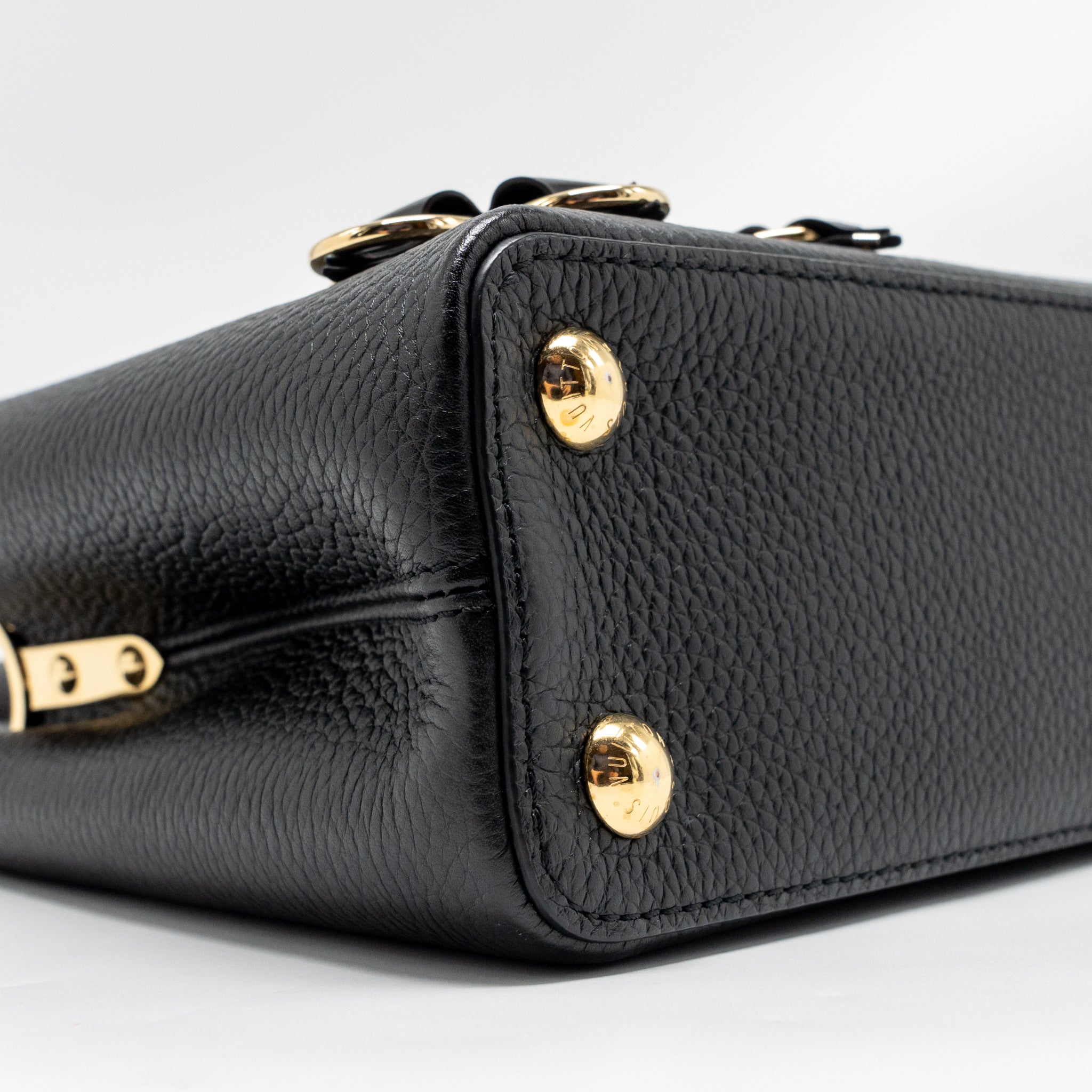 AAA Replica Louis Vuitton LV CAPUCINES BB WITH MONOGRAM FLOWER EMBELLISHMENTS TAURILLON BLACK GHW