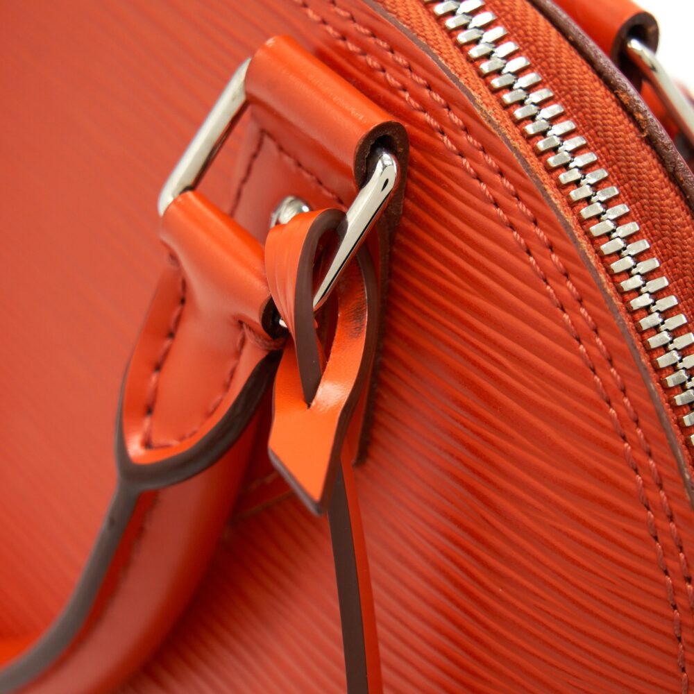AAA Replica Louis Vuitton LV ALMA BB EPI ORANGE SHW