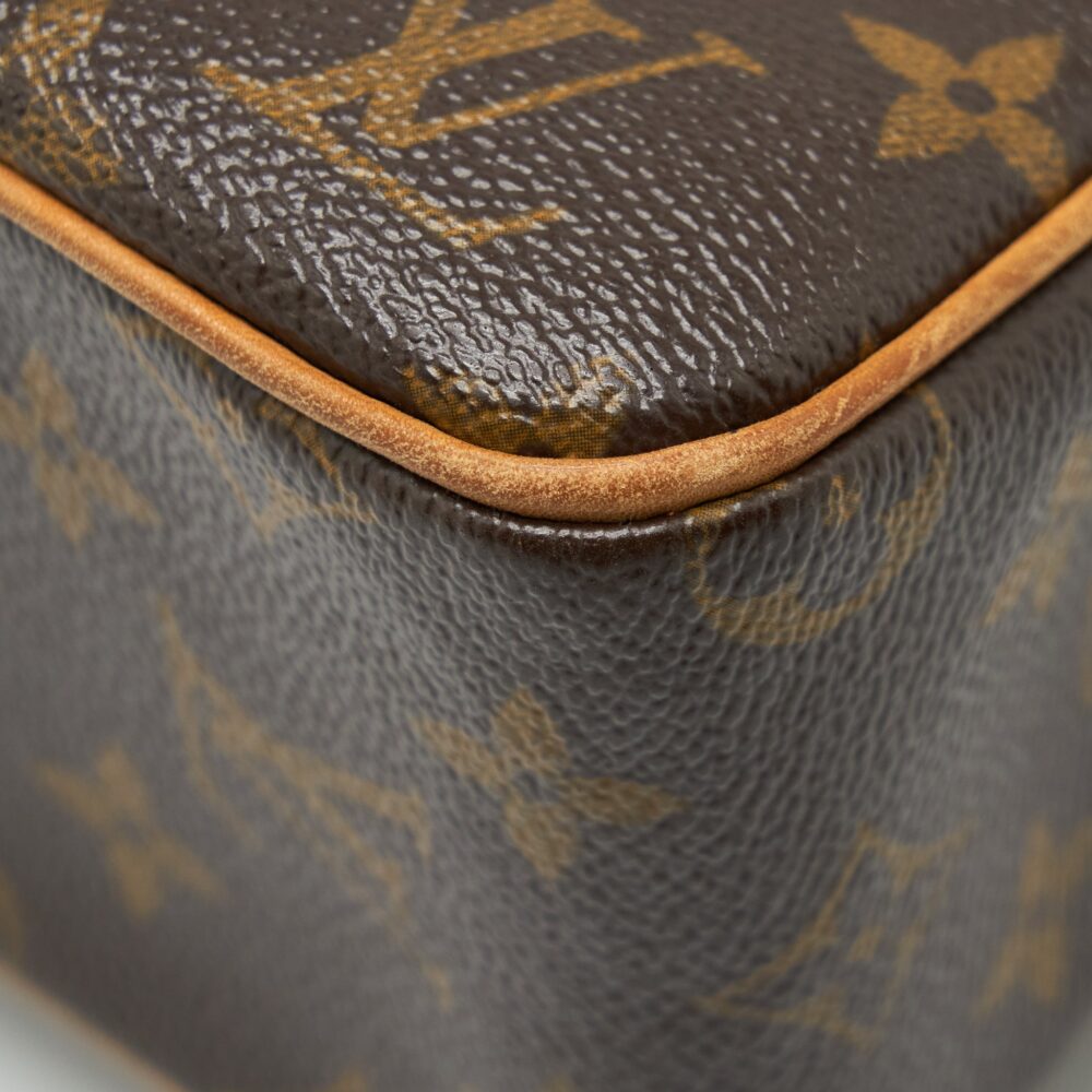 AAA Replica Louis Vuitton LV VINTAGE MONOGRAM SHOULDER BAG GHW