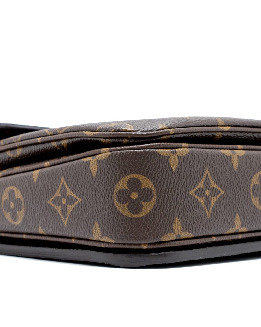 AAA Replica Louis Vuitton LV POCHETTE MÉTIS MONOGRAM CANVAS GHW (NEW VERSION)