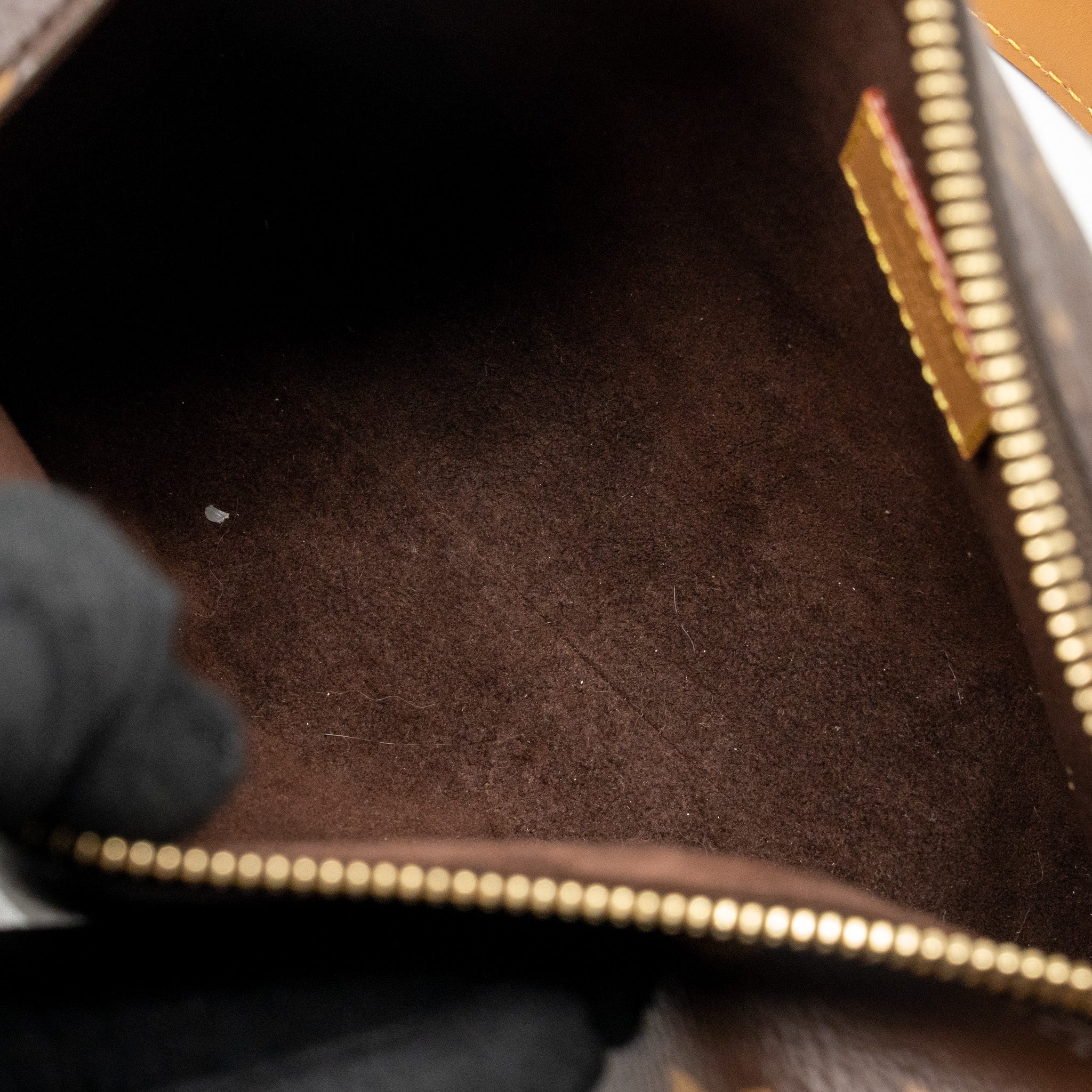 AAA Replica Louis Vuitton LV SIDE TRUNK MM MONOGRAM CANVAS GHW M46358